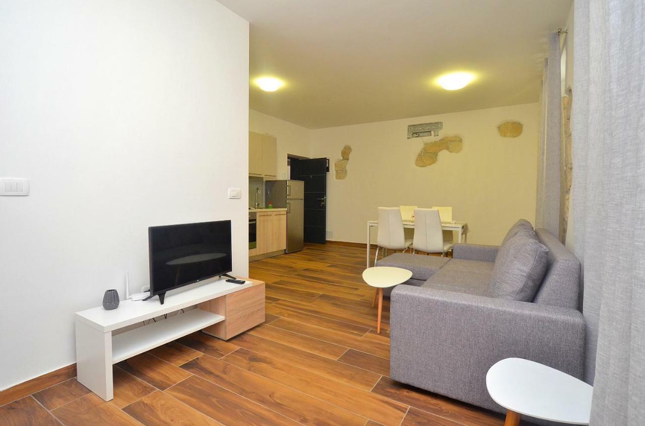 Stella Apartments Novigrad  Exterior photo