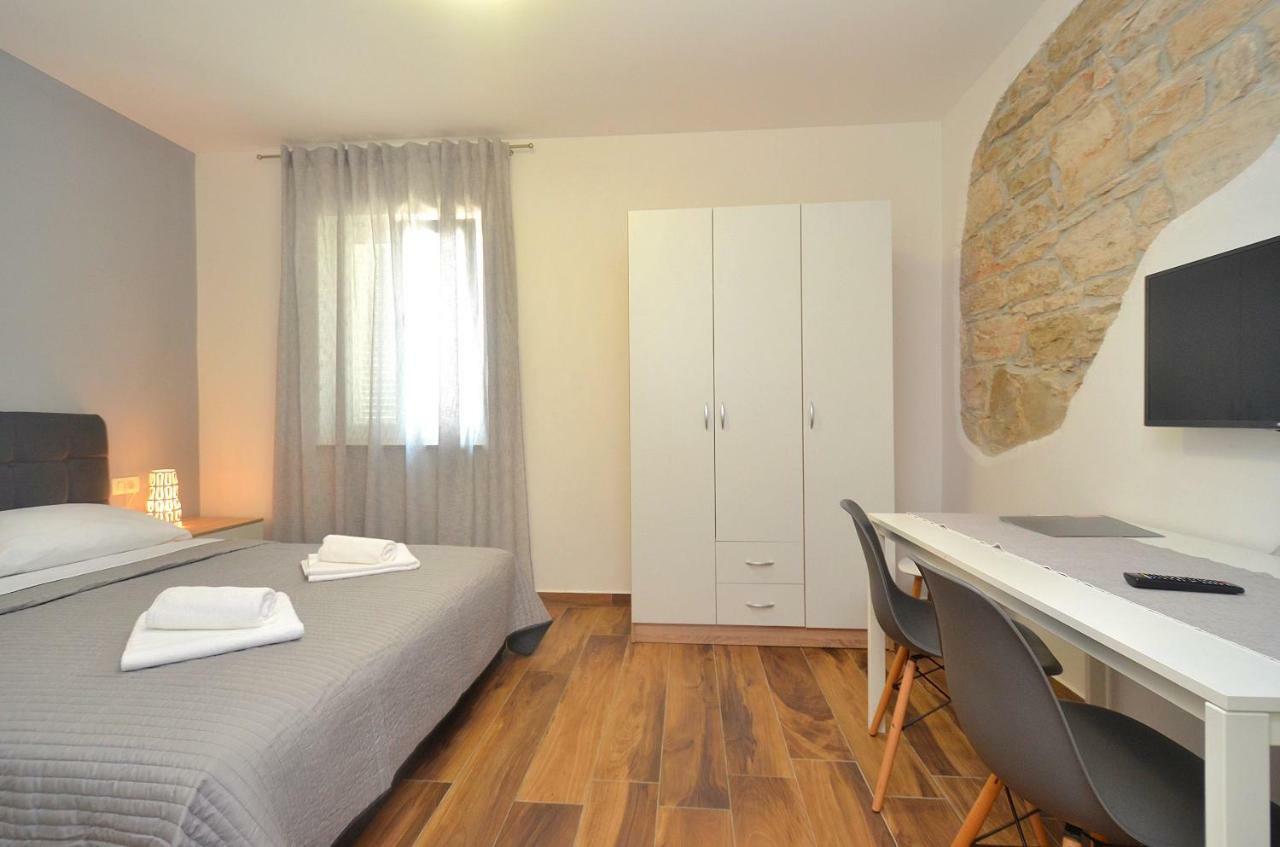 Stella Apartments Novigrad  Exterior photo