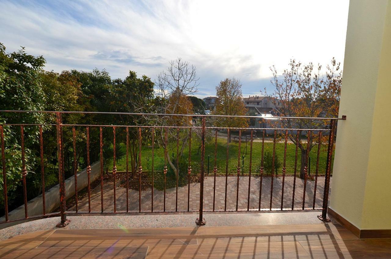 Stella Apartments Novigrad  Exterior photo